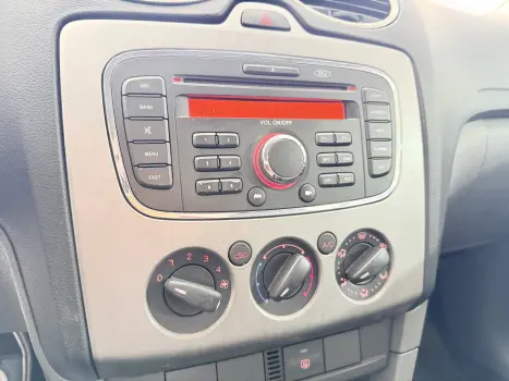 FORD Focus Hatch 1.6 16V 4P SE FLEX, Foto 5