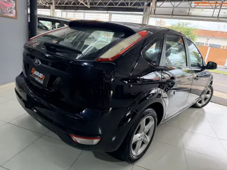 FORD Focus Hatch 1.6 16V 4P SE FLEX, Foto 10