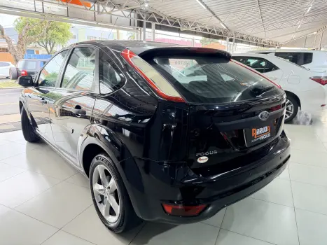 FORD Focus Hatch 1.6 16V 4P SE FLEX, Foto 7