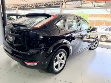 FORD Focus Hatch 1.6 16V 4P SE FLEX, Foto 11