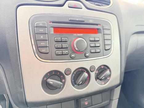 FORD Focus Hatch 1.6 16V 4P SE FLEX, Foto 9