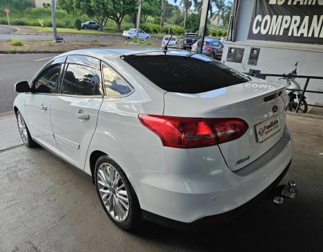 FORD Focus Hatch 1.6 16V 4P FLEX SE POWERSHIFT AUTOM�TICO, Foto 4