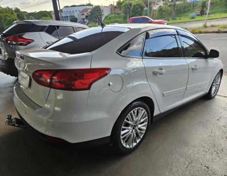 FORD Focus Hatch 1.6 16V 4P FLEX SE POWERSHIFT AUTOM�TICO, Foto 5