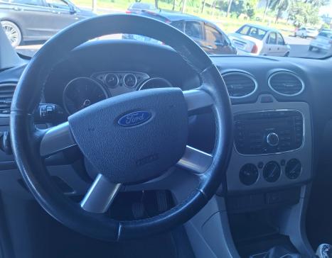 FORD Focus Hatch 1.6 4P GLX FLEX, Foto 12