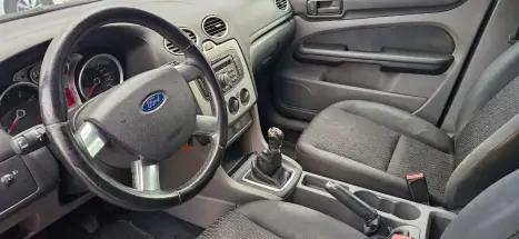 FORD Focus Hatch 1.6 16V 4P FLEX GL, Foto 12