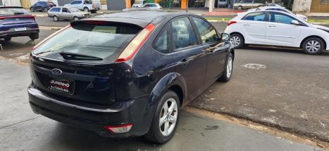 FORD Focus Hatch 1.6 16V 4P FLEX GL, Foto 4