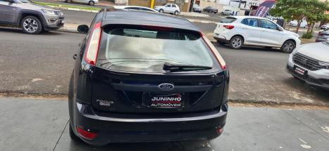 FORD Focus Hatch 1.6 16V 4P FLEX GL, Foto 6