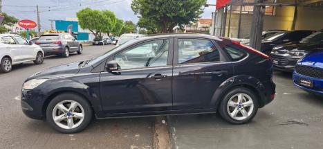 FORD Focus Hatch 1.6 16V 4P FLEX GL, Foto 8