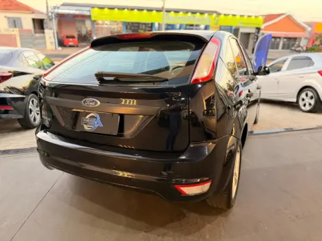 FORD Focus Hatch 1.6 16V 4P SE FLEX, Foto 5