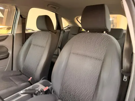 FORD Focus Hatch 1.6 16V 4P SE FLEX, Foto 6