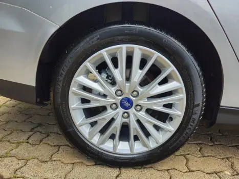 FORD Focus Sedan 2.0 16V 4P FLEX SE FASTBACK POWERSHIFT AUTOMTICO, Foto 9