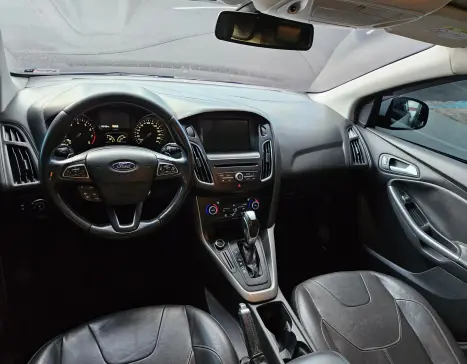 FORD Focus Sedan 2.0 16V 4P FLEX TITANIUM PLUS POWERSHIFT AUTOM�TICO, Foto 7