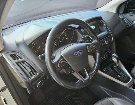 FORD Focus Sedan 2.0 16V 4P FLEX TITANIUM PLUS POWERSHIFT AUTOM�TICO, Foto 9