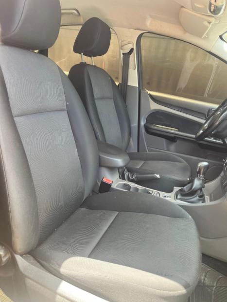 FORD Focus Sedan 2.0 16V 4P FC FLEX, Foto 6
