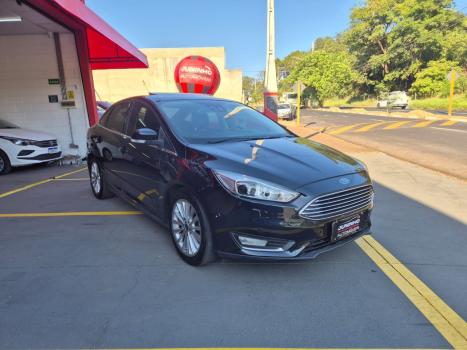 FORD Focus Sedan 2.0 16V 4P FLEX TITANIUM PLUS POWERSHIFT AUTOM�TICO, Foto 7