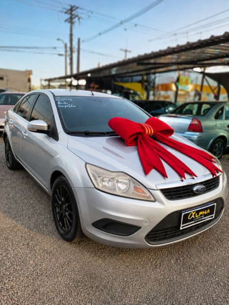 FORD Focus Sedan 2.0 16V 4P GHIA FLEX AUTOMÁTICO, Foto 1