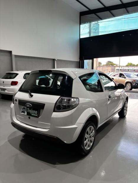 FORD Ka Hatch 1.0 12V 4P FLEX TI-VCT SE TRAIL, Foto 5
