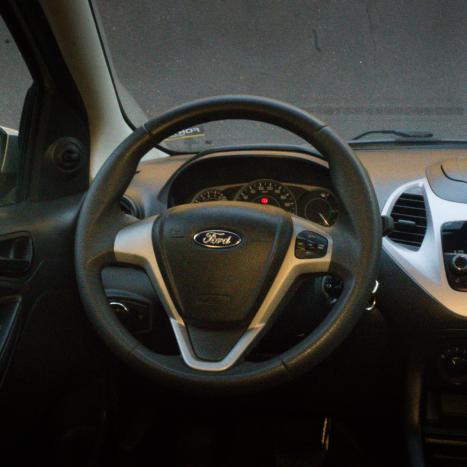 FORD Ka Hatch 1.5 12V 4P FLEX TI-VCT SE AUTOM�TICO, Foto 8