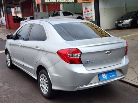 FORD Ka Hatch 1.5 12V 4P FLEX TI-VCT SE, Foto 12