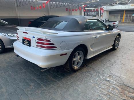 FORD Mustang 5.0 V8 32V GT COUP� AUTOM�TICO, Foto 4