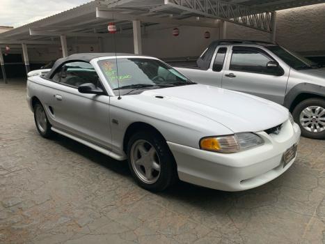 FORD Mustang 5.0 V8 32V GT COUP�, Foto 4