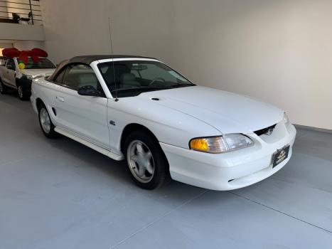 FORD Mustang 5.0 V8 32V GT COUP�, Foto 2