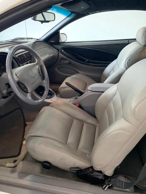 FORD Mustang 5.0 V8 32V GT COUP�, Foto 9