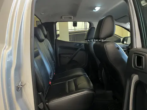 FORD Ranger 2.2 16V XLS DIESEL 4X4 CABINE DUPLA AUTOM�TICO, Foto 10