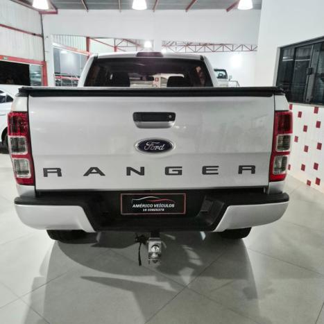 FORD Ranger 2.2 16V 4X4 XL DIESEL CABINE DUPLA, Foto 5