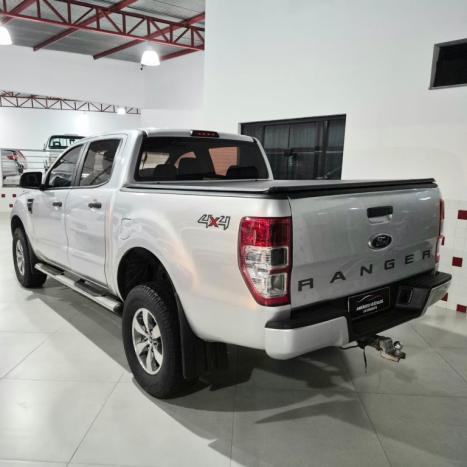 FORD Ranger 2.2 16V 4X4 XL DIESEL CABINE DUPLA, Foto 4