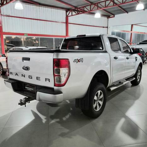 FORD Ranger 2.2 16V 4X4 XL DIESEL CABINE DUPLA, Foto 6