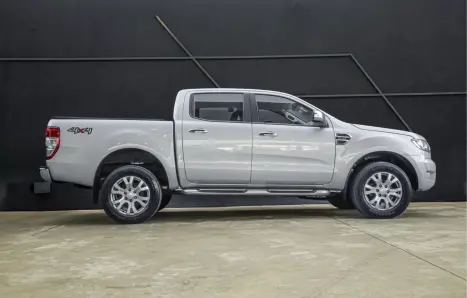 FORD Ranger 2.3 16V XLT CABINE DUPLA, Foto 3