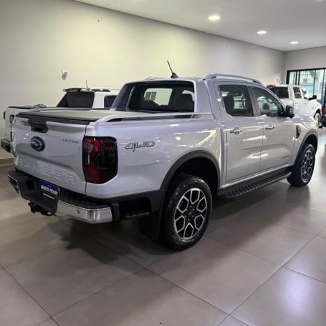 FORD Ranger 3.0 V6 4X4 LIMITED PLUS TURBO DIESEL CABINE DUPLA AUTOM�TICO, Foto 6