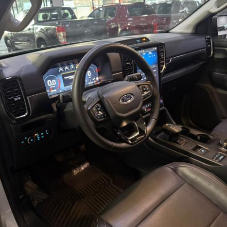 FORD Ranger 3.0 V6 4X4 LIMITED PLUS TURBO DIESEL CABINE DUPLA AUTOM�TICO, Foto 10