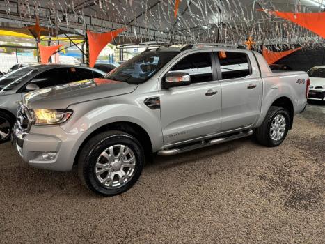 FORD Ranger 3.2 20V CABINE DUPLA 4X4 LIMITED TURBO DIESEL AUTOMÁTICO, Foto 4 FORD Ranger 3.2 20V CABINE DUPLA 4X4 LIMITED TURBO DIESEL AUTOMÁTICO, Foto 4