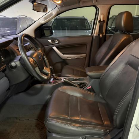 FORD Ranger 3.2 20V XLT 4X4 CABINE DUPLA TURBO DIESEL AUTOM�TICO, Foto 14