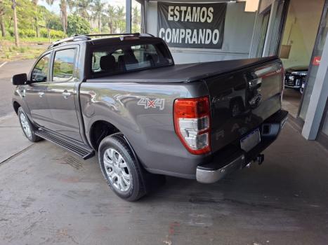 FORD Ranger 3.2 20V XLT 4X4 CABINE DUPLA TURBO DIESEL AUTOMÁTICO, Foto 3