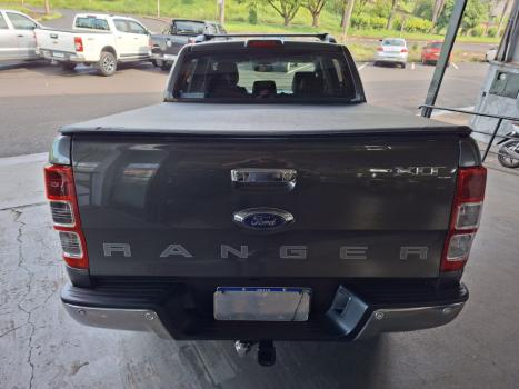 FORD Ranger 3.2 20V XLT 4X4 CABINE DUPLA TURBO DIESEL AUTOMÁTICO, Foto 4