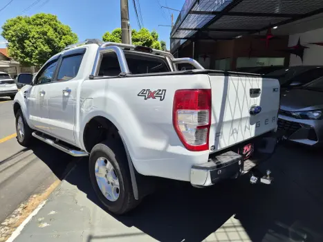 FORD Ranger 3.2 20V XLT 4X4 CABINE DUPLA TURBO DIESEL AUTOMÁTICO, Foto 4