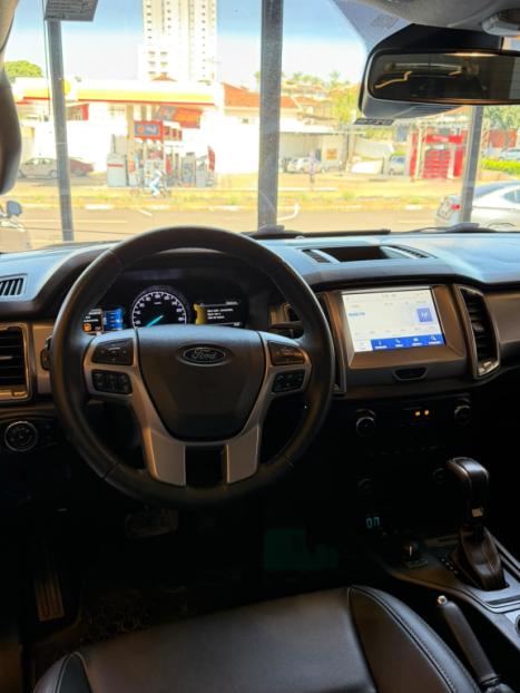 FORD Ranger 3.2 20V CABINE DUPLA 4X4 LIMITED TURBO DIESEL AUTOMÁTICO, Foto 14