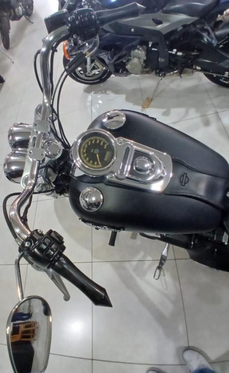 HARLEY DAVIDSON Dyna Fat Bob 1600, Foto 16