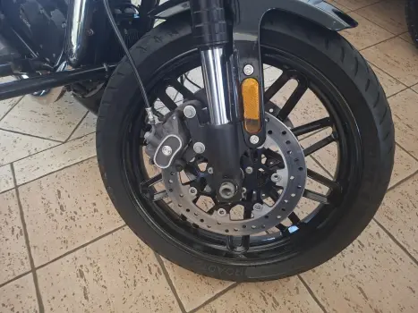 HARLEY DAVIDSON Roadster 1200 , Foto 8