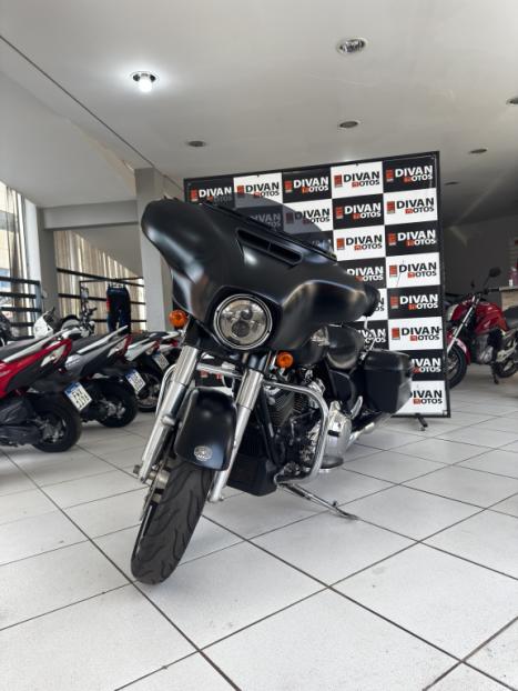 HARLEY DAVIDSON Street Glide FLHX 1700, Foto 8