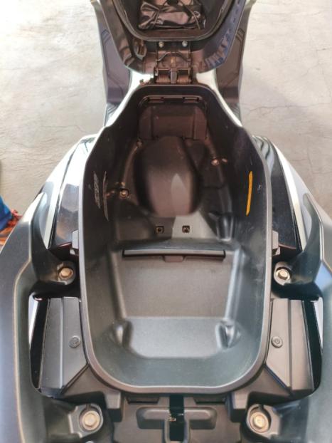 HONDA ADV 150 , Foto 18