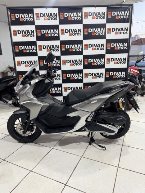 HONDA ADV 160 , Foto 1