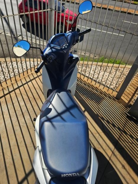 HONDA Biz 125 EX, Foto 8