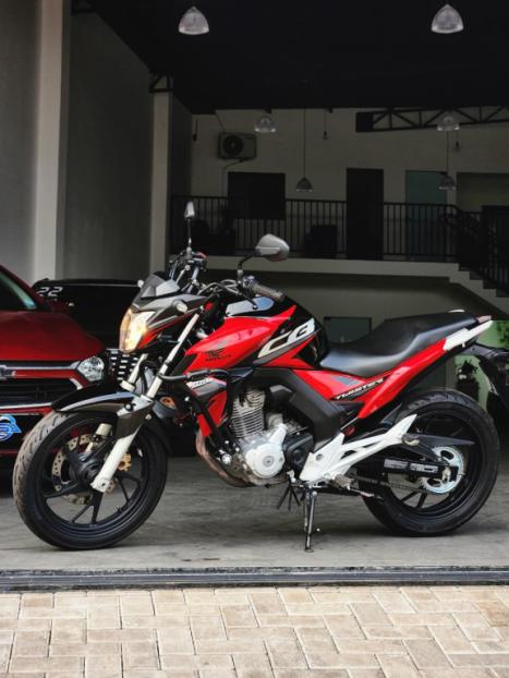 HONDA CB 250 F Twister , Foto 2