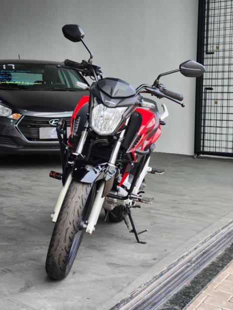 HONDA CB 250 F Twister , Foto 10