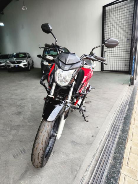 HONDA CB 250 F Twister , Foto 11