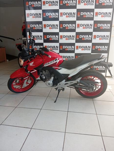 HONDA CB 250 F Twister FLEXONE, Foto 4